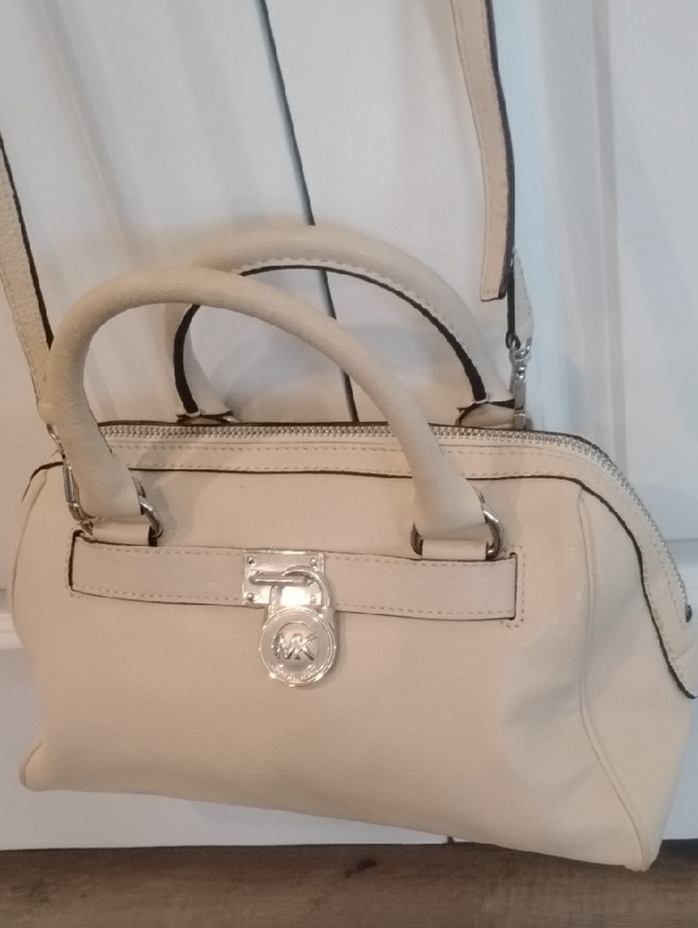 Michael Kors Cream Leather Satchel with Silver-Tone Lock - Picture 1 of 15